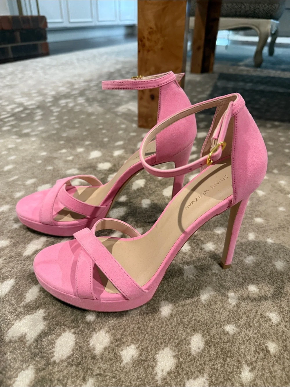 Stuart Weitzman elegant pink